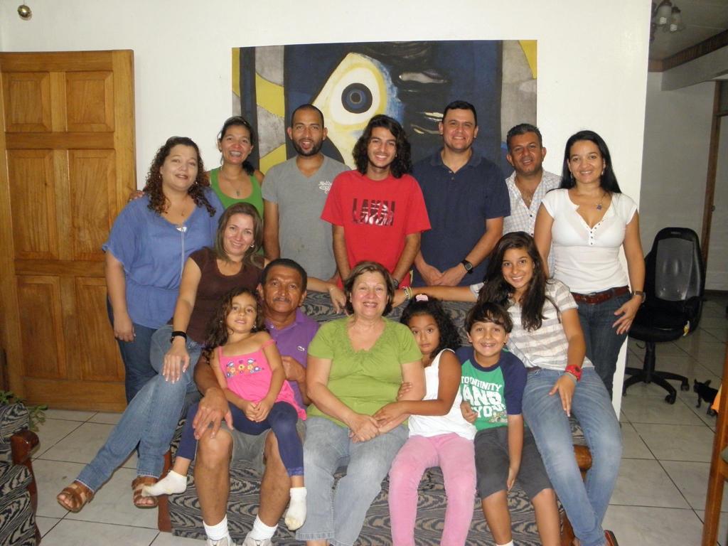 Familia