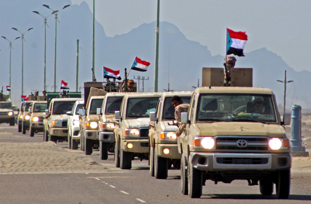 Separatistas declaran autonomía en Yemen del sur