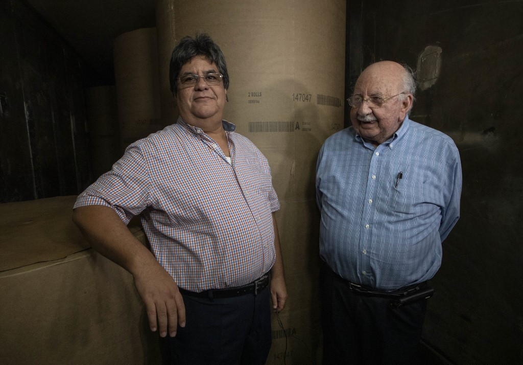  El director del periódico La Prensa Jaime Chamorro y su editor en jefe Eduardo Enriquez. AFP