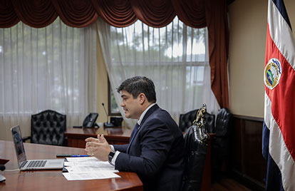 Carlos Alvarado,Presidencia de la República,Gobierno de la República,Movimiento Rescate Nacional,Asamblea Legislativa,Fondo Monetario Internacional