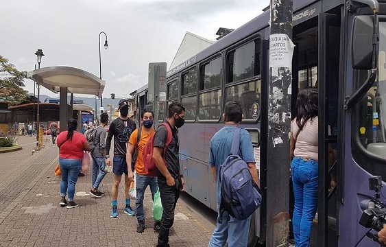 Mascarilla,CUbrebocas,Transporte Público,Buses,Taxis,Fuerza Pública