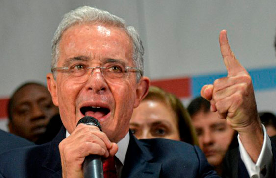 Álvaro Uribe,Colombia,Justicia,Corrupción