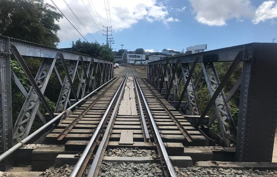 Tren,Heredia,puente,ferroviario,Incofer,reparación
