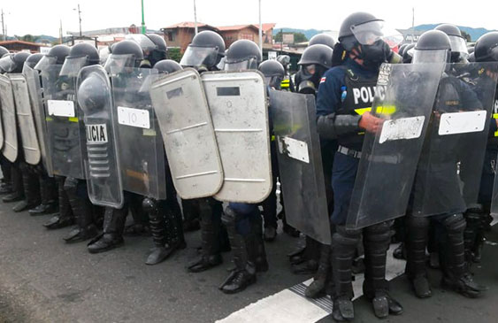 Fútbol,Protestas,Manifestaciones,Benjamín Mayorga,Eduardo Solano,Ministerio de Seguridad Pública,Casa Presidencial,Fuerza Pública