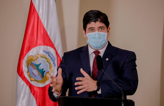 Carlos Alvarado,Unión Costarricense de Cámaras y Asociaciones del Sector Empresarial Privado,Cámara de Comercio de Costa Rica,Cámara Costarricense de Restaurantes y Afines,Cámara Nacional de Turismo