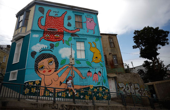 Mon Laferte,Chile,mural,ciclo menstrual
