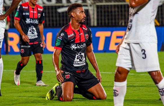 Instituto Nacional de las Mujeres,Marcela Guerrero,Marcel Hernández,Liga Deportiva Alajuelense,Sala Constitucional