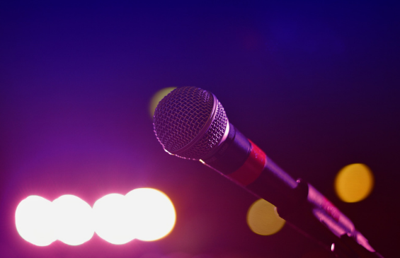 China,karaoke,Restricción