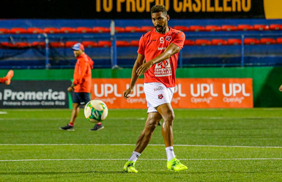 Instituto Nacional de las Mujeres,Marcela Guerrero,Marcel Hernández,Liga Deportiva Alajuelense,Fútbol nacional