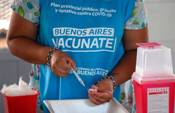 vacuna,vacunación,Argentina,COVID-19,coronavirus,pandemia,escándalo