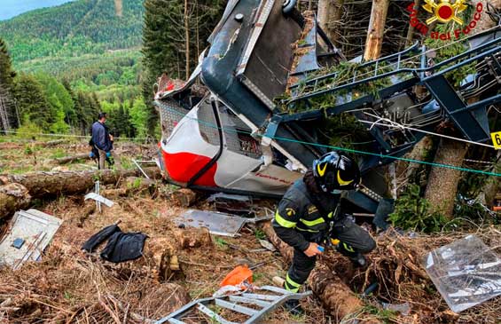 Accidente,teleférico,Italia,muertes