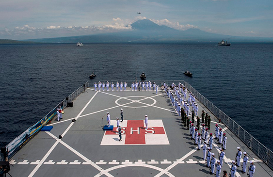 Bali,Indonesia,noticias,internacionales,reflotar,submarino