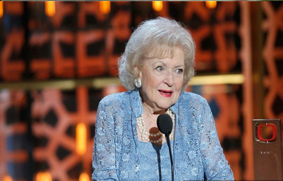 Betty White,Betty,White,actriz,obituario,Golden Gilrs