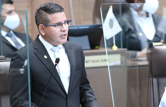 Fabricio Alvarado,Nueva República,Jonathan Prendas,Francisco Prendas