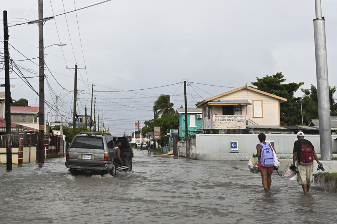 Huracán,Lisa,Centroamérica,Belice