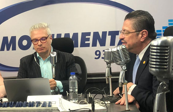 costa rica,rodrigo chaves,pelando el ojo,entrevista,presidente,casa ordenada,carlos alvarado,gobierno