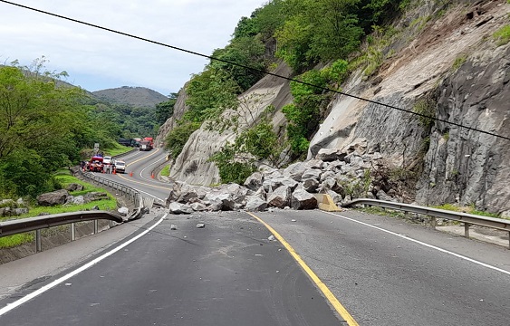 Taludes,Derrumbes,Ruta 27,Lanamme,Noticias,Costa Rica
