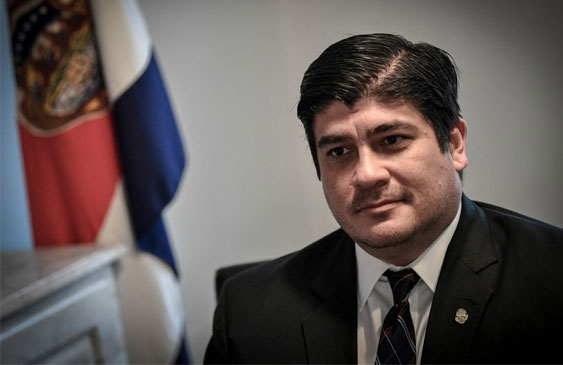 carlos alvarado,pac,costa rica,expresidente,claudia dobles,harvard,escuela de fletcher