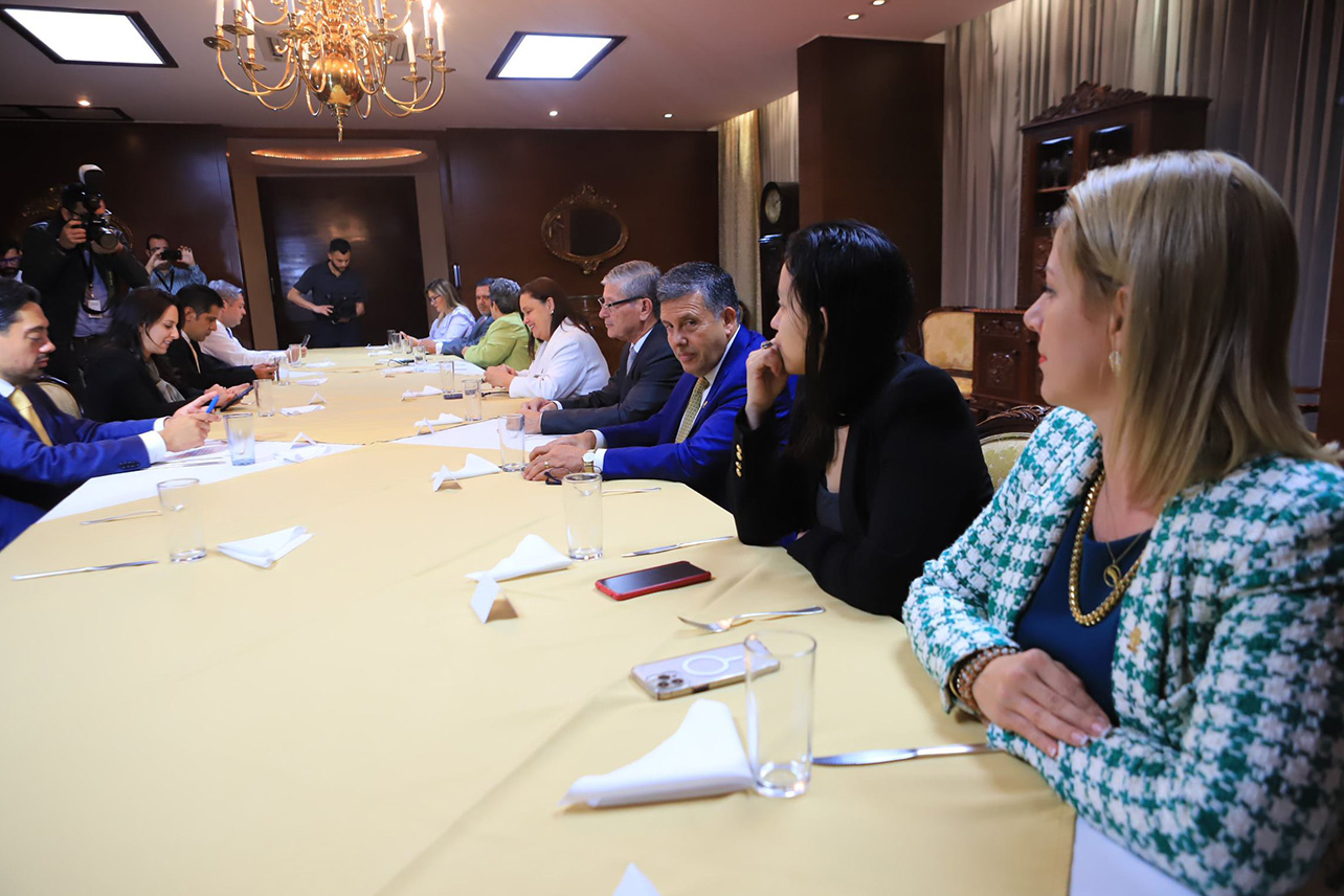 eurobonos,rodrigo chaves,asamblea legislativa,gobierno,nogui acosta,natalia díaz,pln,pusc,psd,pnr,plp,fa