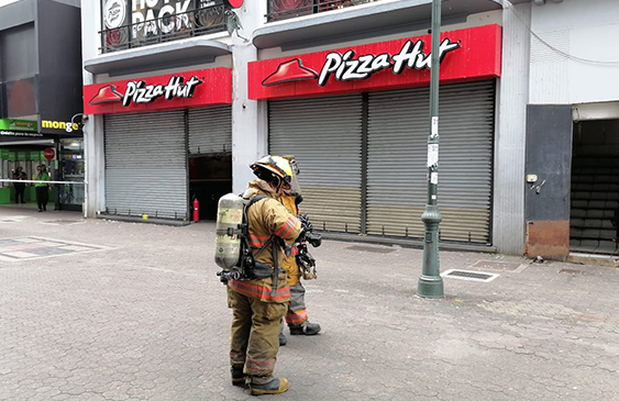 Avenida Central,Bomberos,Fuga de gas