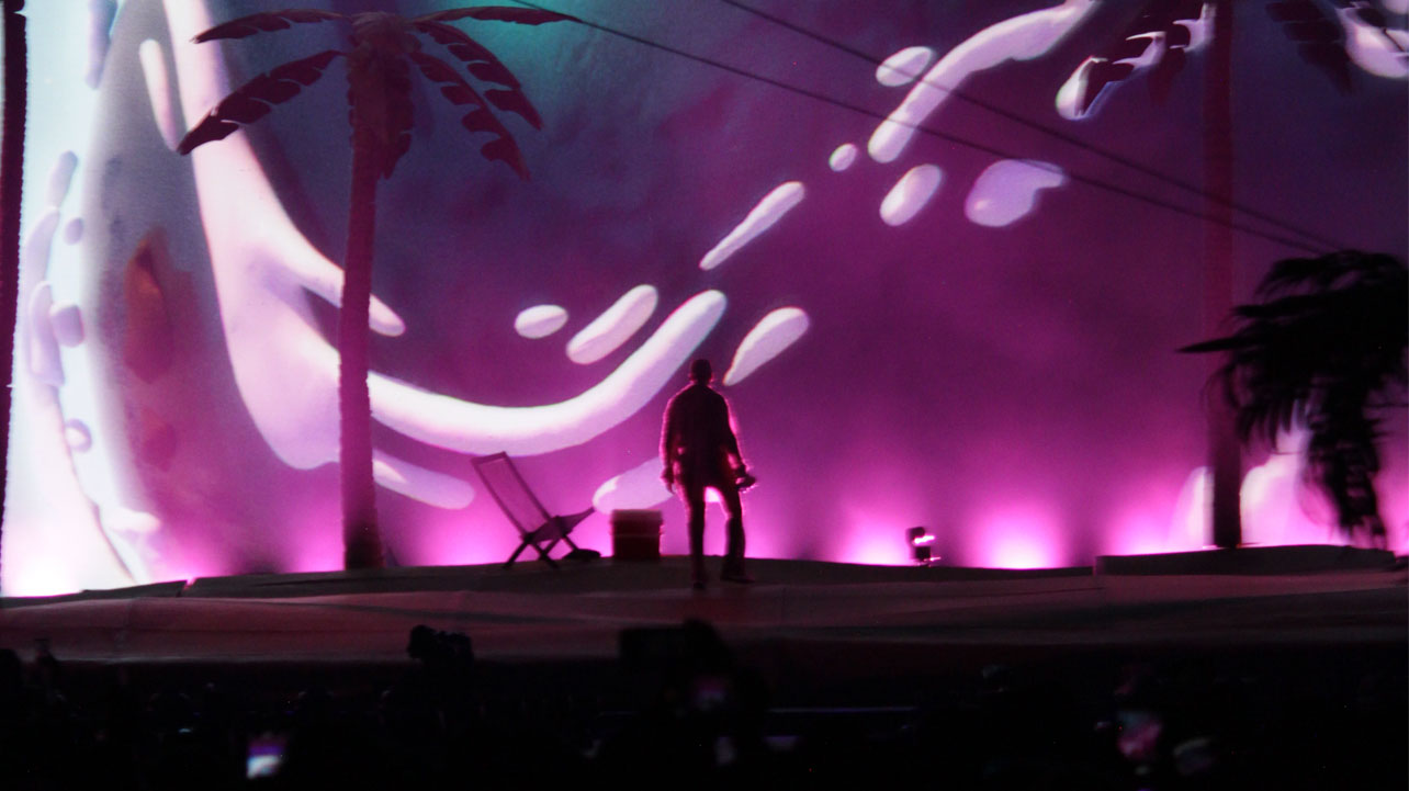 Este es el outfit con el que salió a escena Bad Bunny en Costa Rica