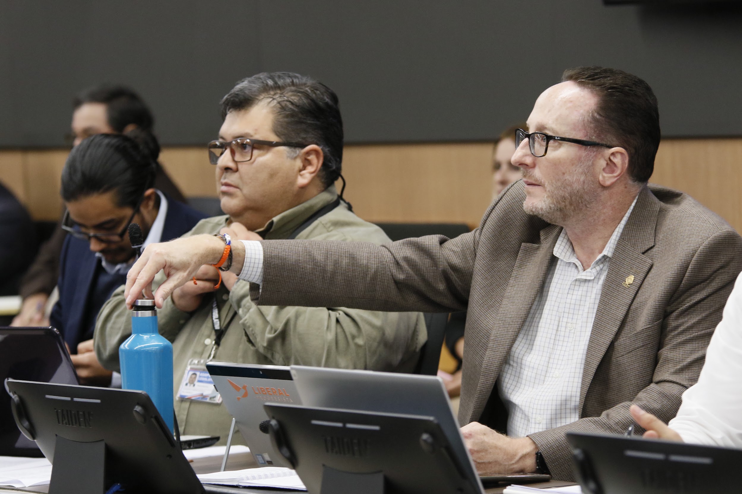 eurobonos,asamblea legislativa,eliecer feinzaig,daniela rojas,pilar cisneros,fabricio alvarado,psd,pusc,pnr,plp,rodrigo chaves,gasto,regla fiscal,deuda