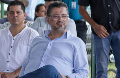 Presidente Chaves en gira por Puntarenas, el 28 de septiembre de 2022