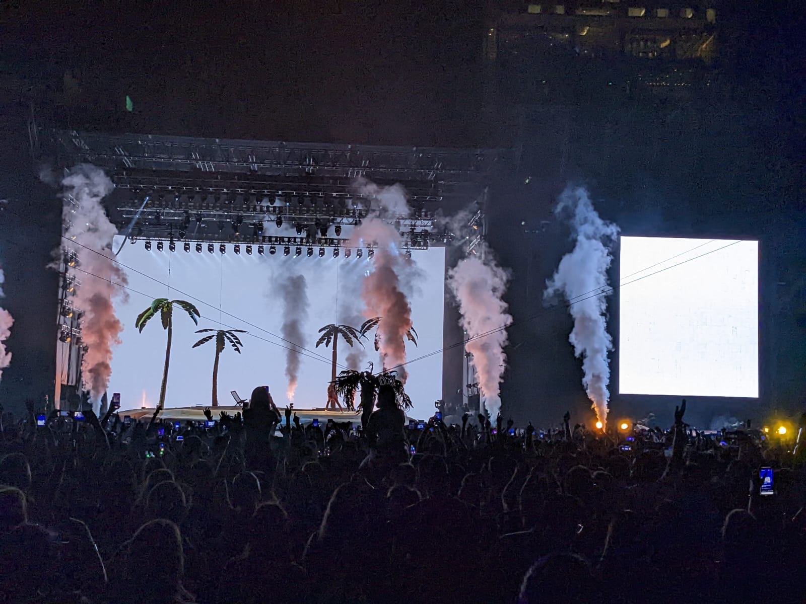 bad bunny,morat,oij,estafa,entradas,revendedores,conciertos