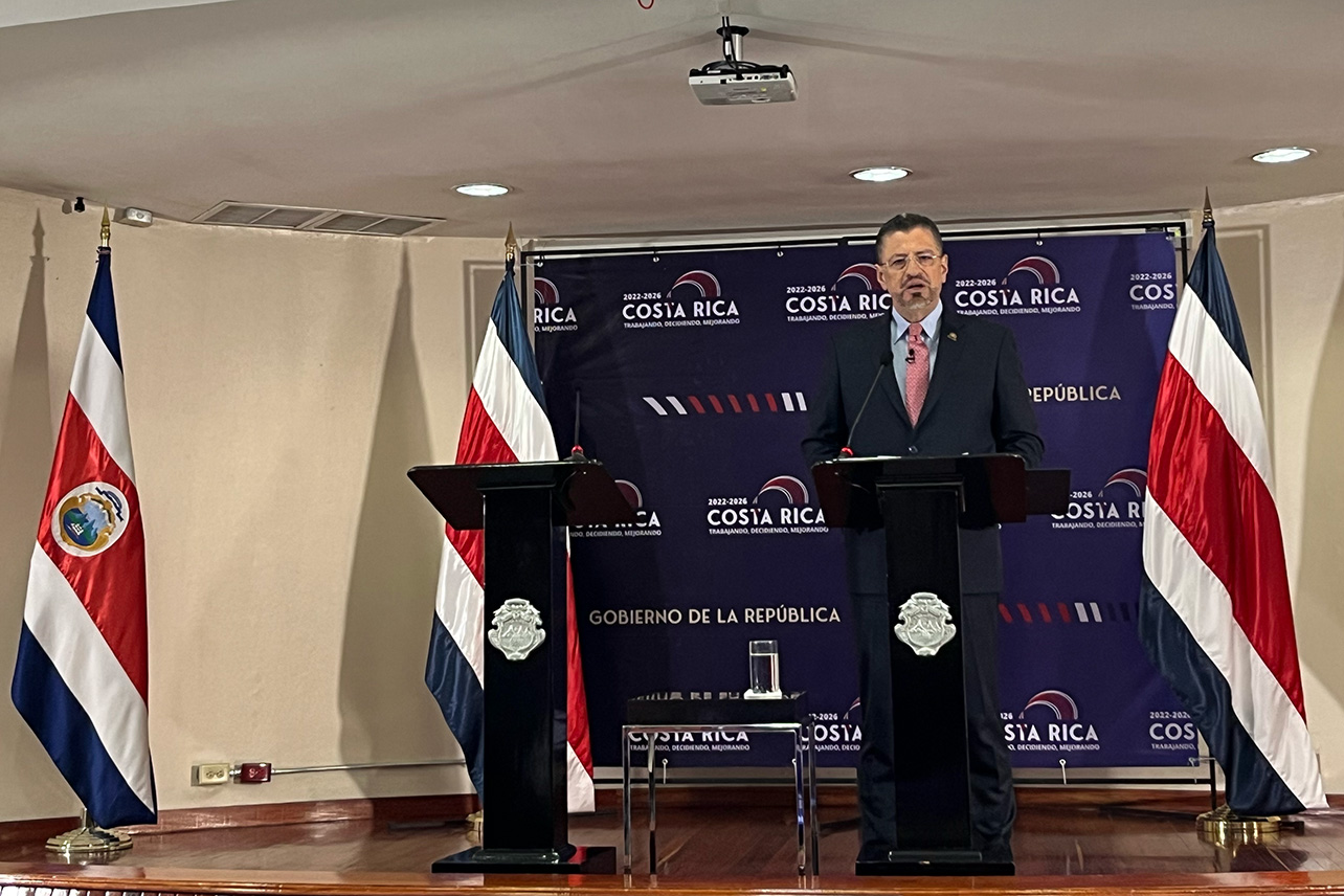 rodrigo chaves,aivema,francisco gamboa,stephan brunner,meic,gobierno,carros eléctricos,vehículos eléctricos,exoneraciones,impuestos,márgenes brutos,ganancias,utilidades