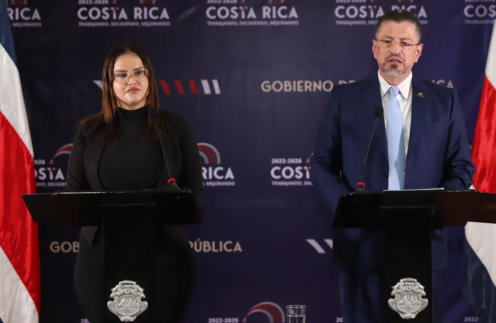 joselyn chacón,rodrigo chaves,ministerio de salud,gobierno,troles,covid-19