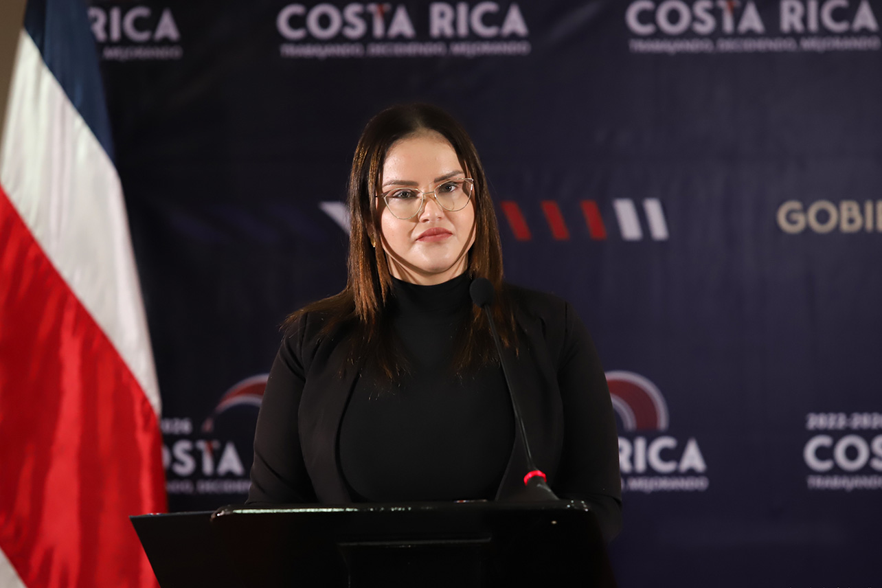 Joselyn Chacón,comparecencia,financiamiento de partidos políticos,campaña electoral,ministra de Salud,PSD,troles