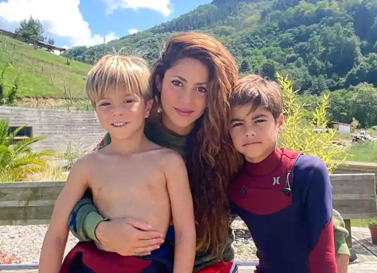 Shakira,Acróstico,sencillo