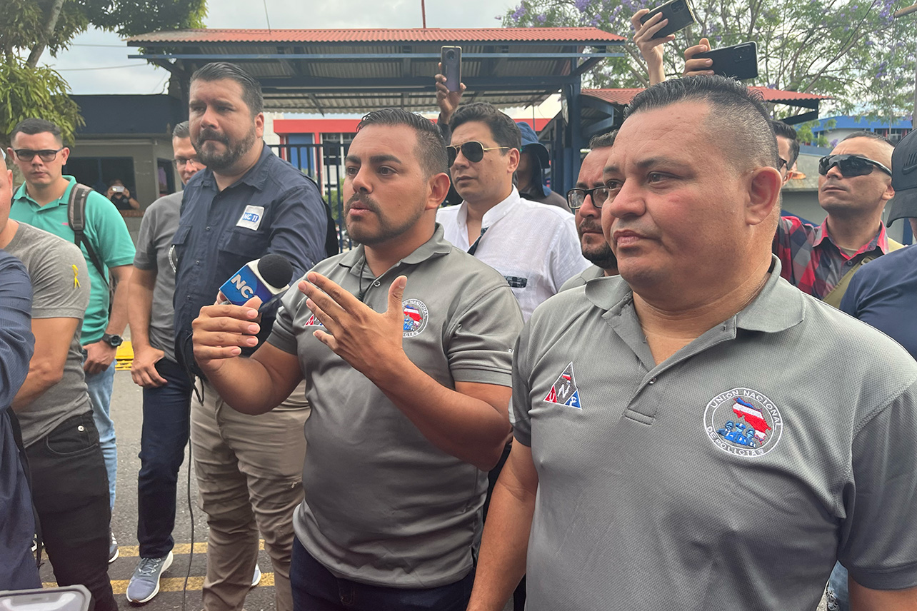 ministerio de seguridad pública,policía,fuerza pública,unión nacional de policías,anep,sinteco,rodrigo chaves,inseguridad,costa rica,jornadas laborales