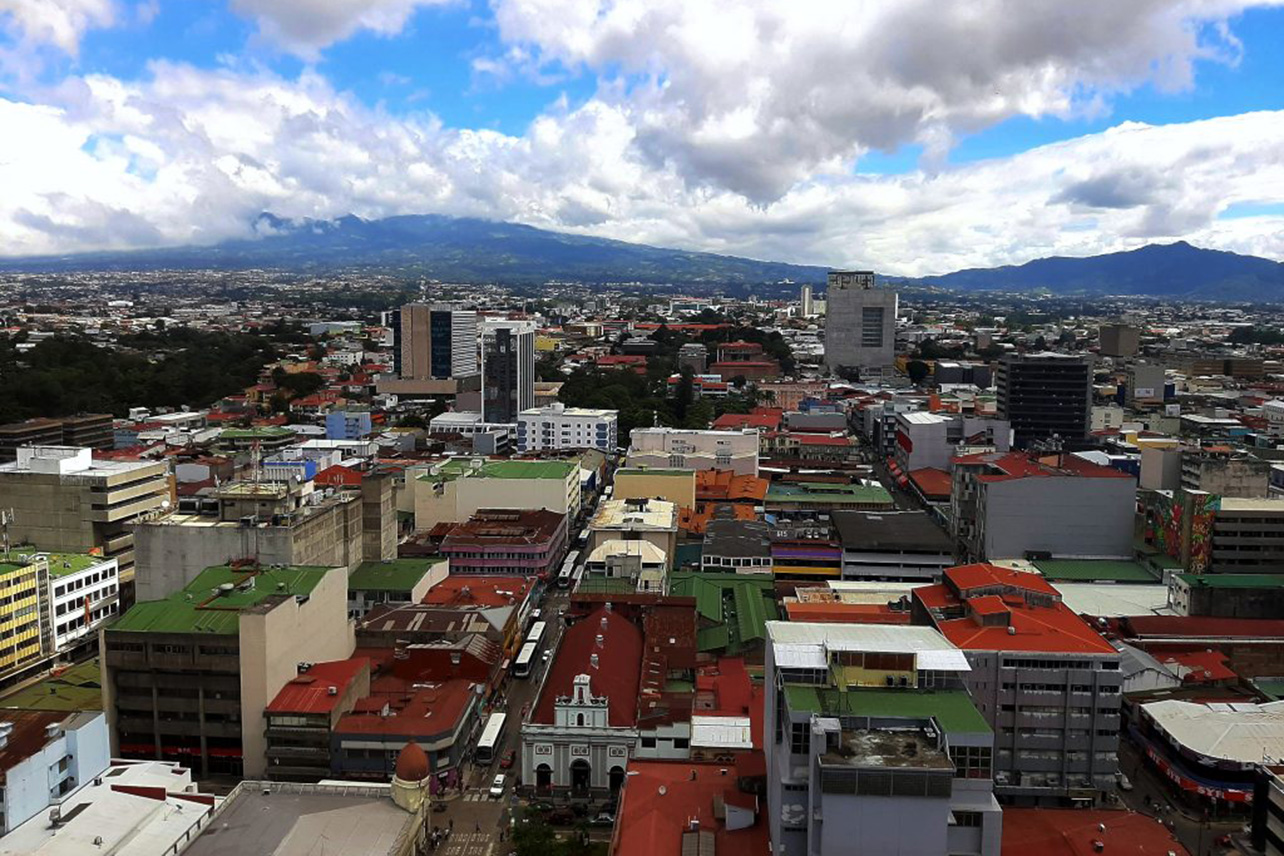 economía costarricense,banco central,bccr,costa rica,colegio de ciencias económicas,desigualdad territorial,gam,fuera de la gam