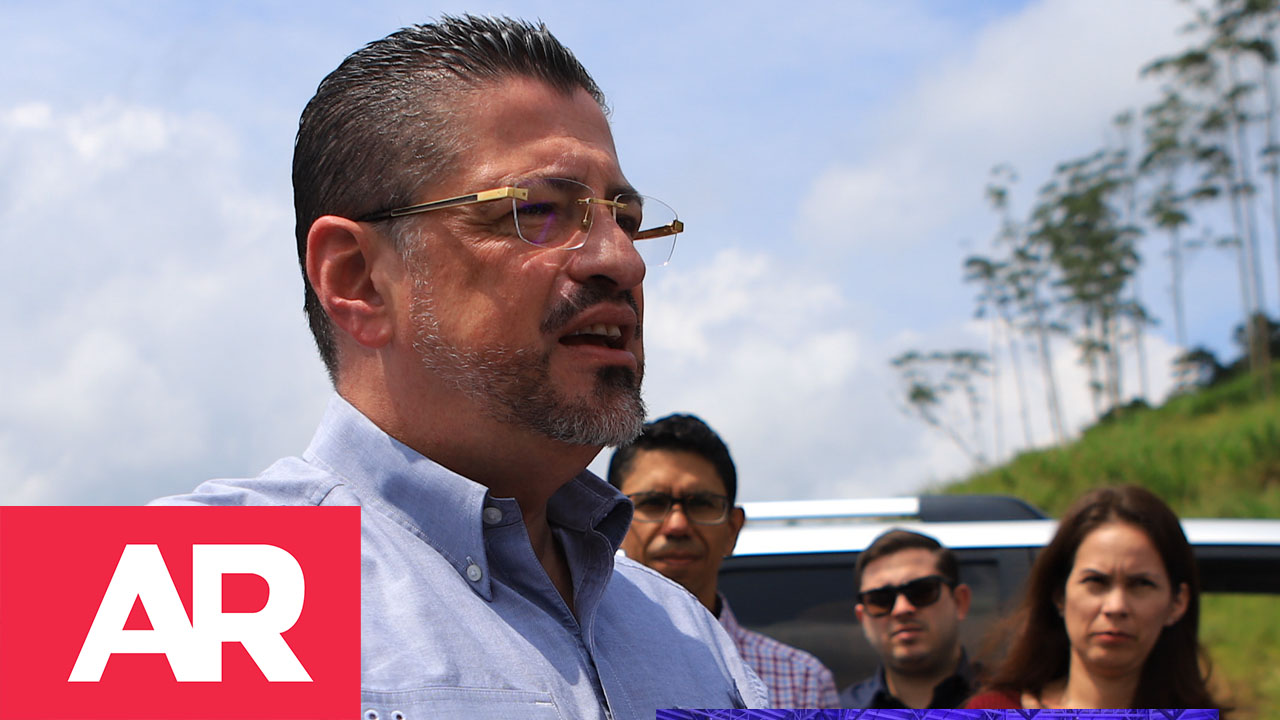 ¿Se disculpa Chaves por llamar "irresponsables" a un grupo de diputados?