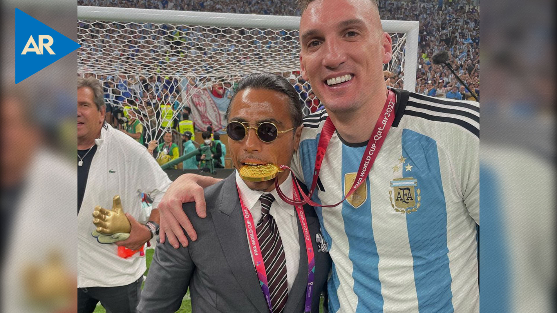 FIFA investiga cómo Salt Bae entró a la cancha tras la final del Mundial