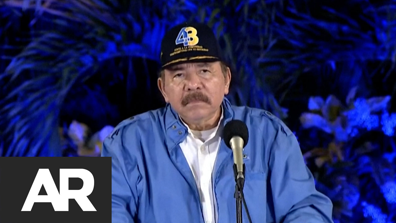 Ortega critica a la Iglesia: "¿Desde cuándo los curas están para dar golpes de estado?"